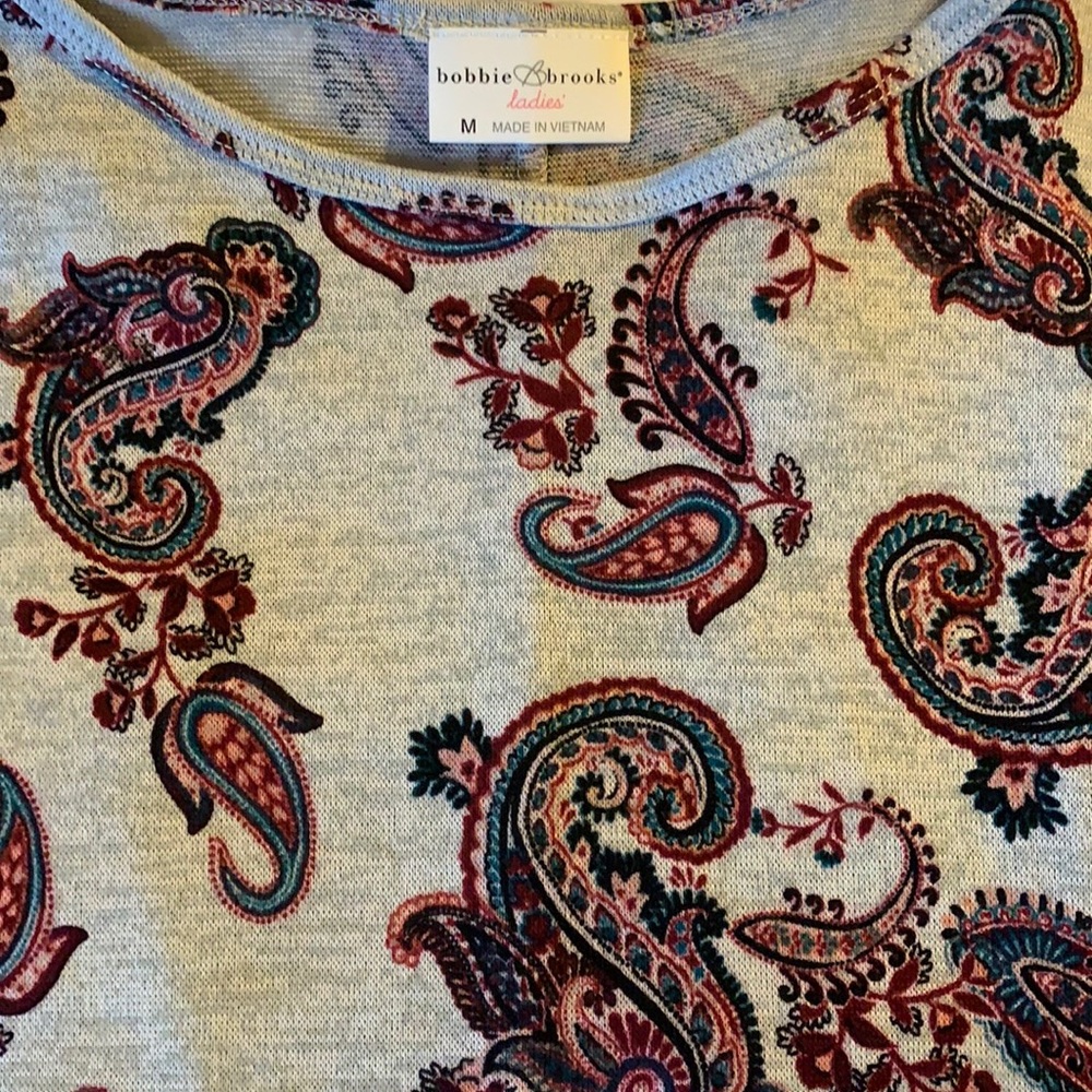 Women’s Paisley Print Top